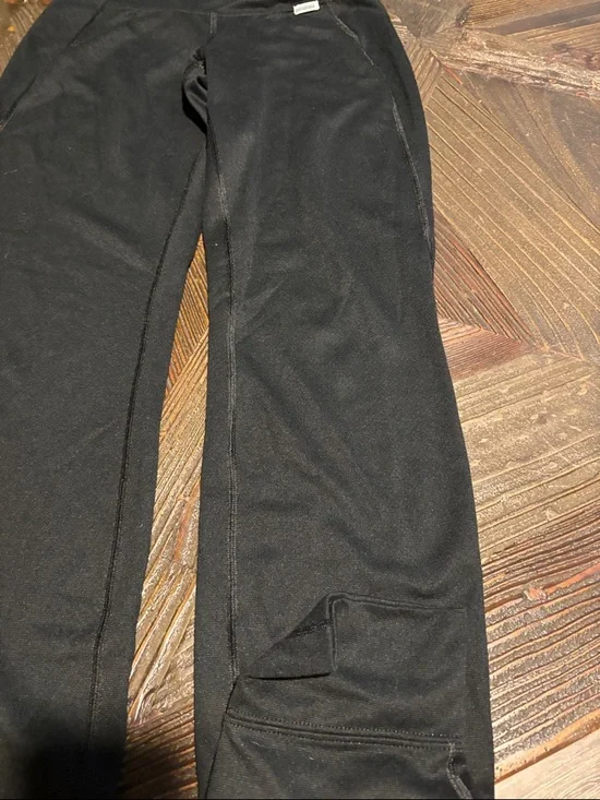 Patagonia Black Women's Leggings - Picture 6 of 12